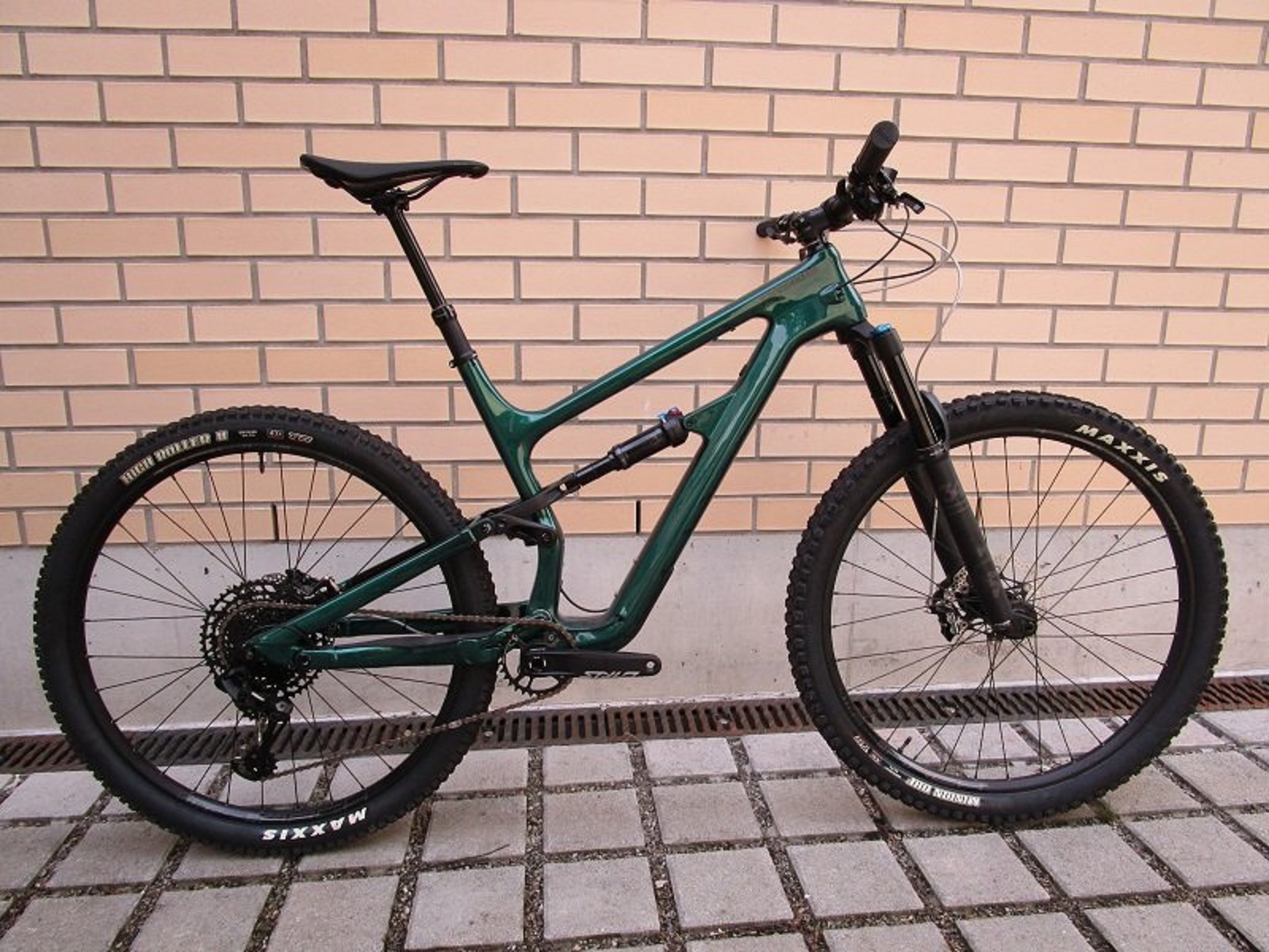cannondale-habit-3-carbon_f Cannondale Habit 3 Carbon – Bild 1
